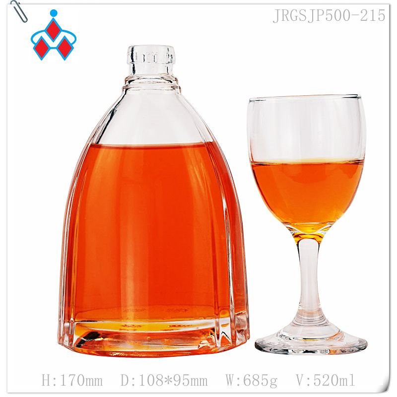 Bottiglia di brandy di glass spirit
